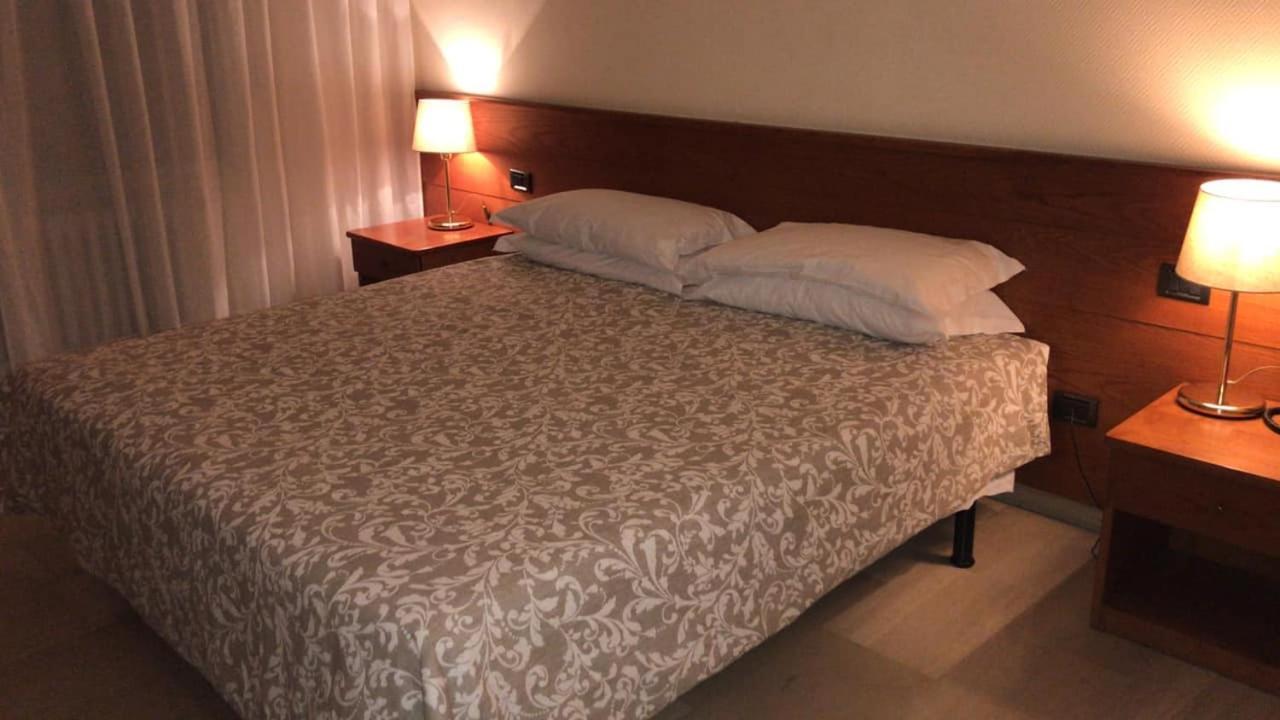 Hotel Select SantʼIlario dʼEnza Екстериор снимка